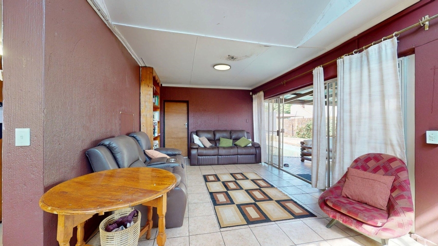 5 Bedroom Property for Sale in Potchefstroom North West